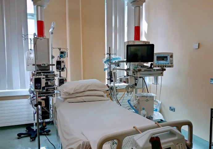 Intensive Care Unit (ICU)